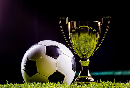 过深烟与反 过深烟与反